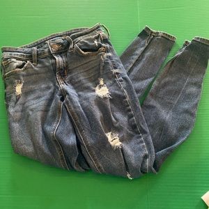 Old Navy Women’s Ripped Jeans